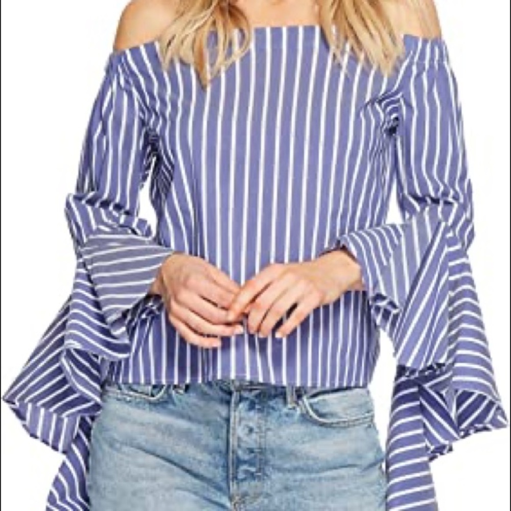 Bishop & Young Womens Gigi Sleeve Detail Top